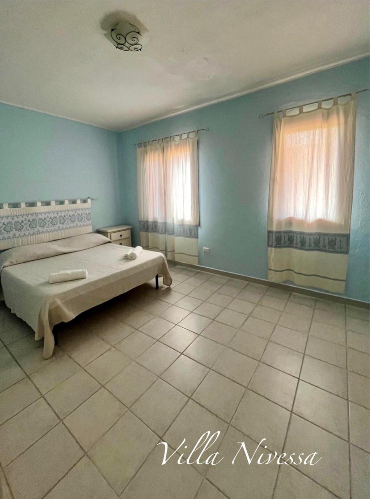 Villa Nivessa Сан Теодоро Екстериор снимка
